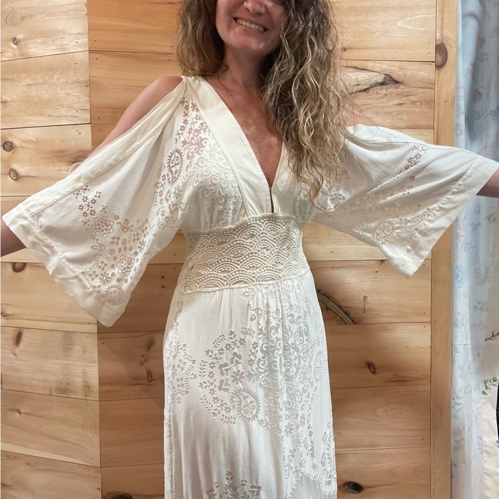 Elegant Off-White Farm Rio Solana Dress Size S - Picture 10 of 16
